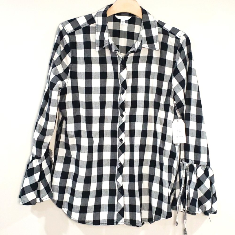 NWT Time & Tru Gingham Button Down